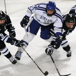 开云体育-双城记，当姆巴佩照亮王子公园，FPX的紫色狂潮在上海奔涌，双城记，姆巴佩照亮王子公园，FPX紫色狂潮奔涌上海